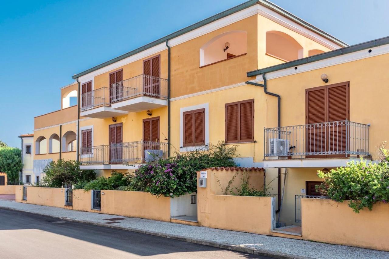 Apartments In Santa Teresa Di Gallura Екстериор снимка