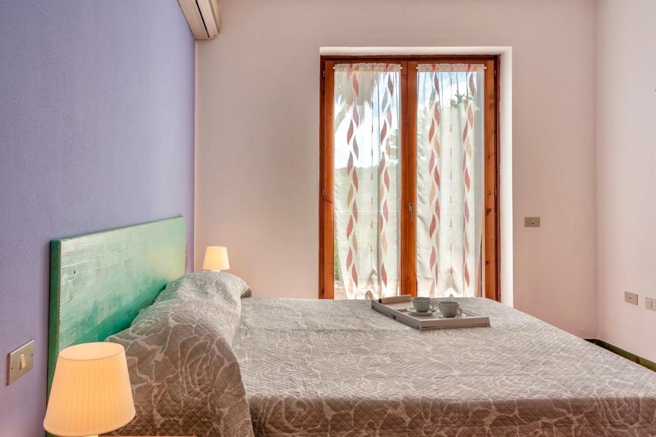 Apartments In Santa Teresa Di Gallura Екстериор снимка